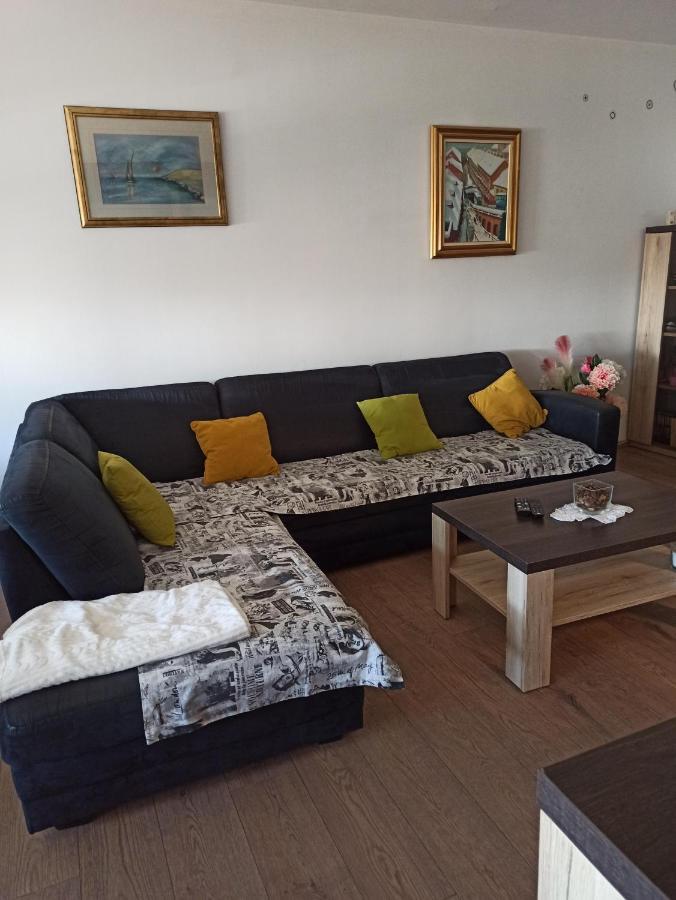Apartman Lana ,Froudeova Ulica 3 Nasuprot Zg Velesajma Leilighet Zagreb Eksteriør bilde